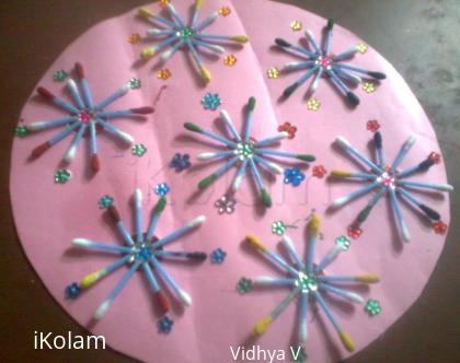 Rangoli: buds kolam