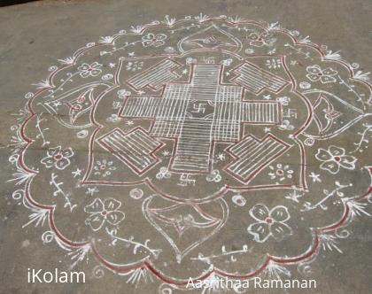 Rangoli: Padi kolam at main vaasal