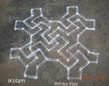 Rangoli: dotted kolam