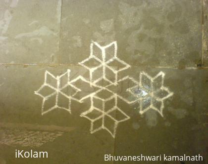 Rangoli: Dotted kolam