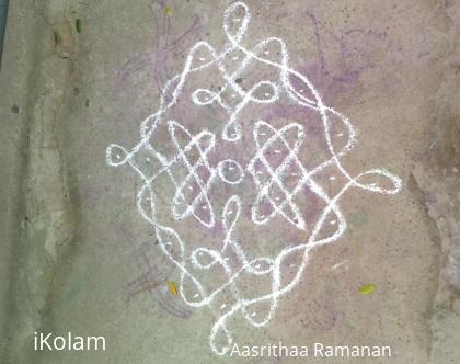 Rangoli: apartment Kolam 2