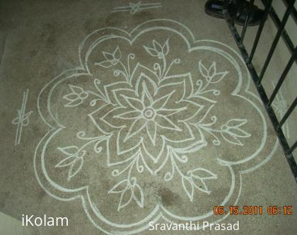 Rangoli: Freehand Kolam