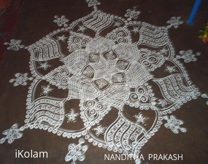 Rangoli: mavu kolam