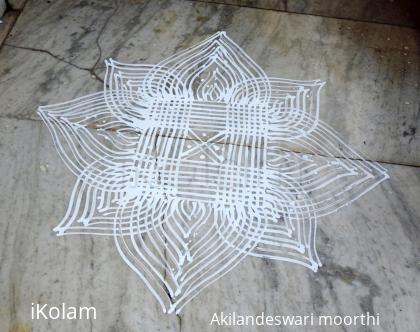 Rangoli: Maa kolam