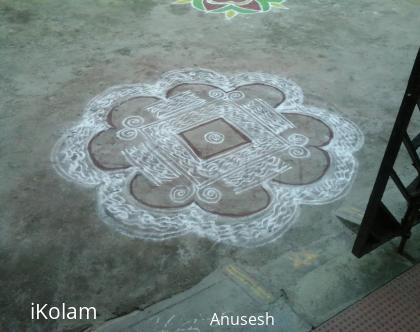 Rangoli: Makolam3