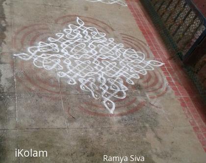 Rangoli: Margazhi kolam