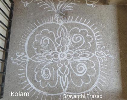 Rangoli: Free Hand Kolam