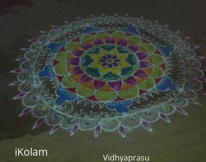 Rangoli: Rangoli for pariyur amman muthu pallaku