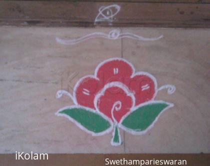 Rangoli: dotted margazhi kolam