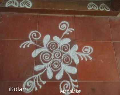 Rangoli: Simple kolam