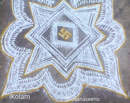 Rangoli: marghazi kolam