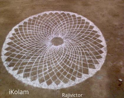 Rangoli: flower kolam