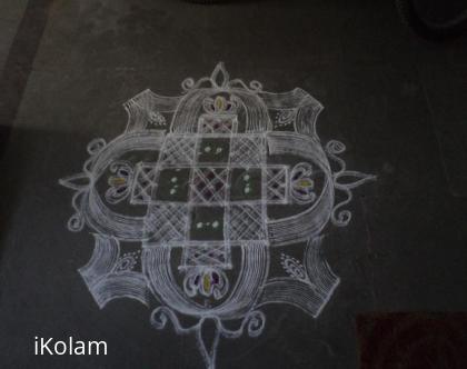 Rangoli: Margazhi kolam