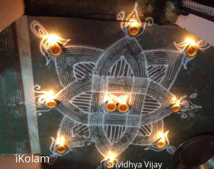 Rangoli: Traditional Padi Kolam