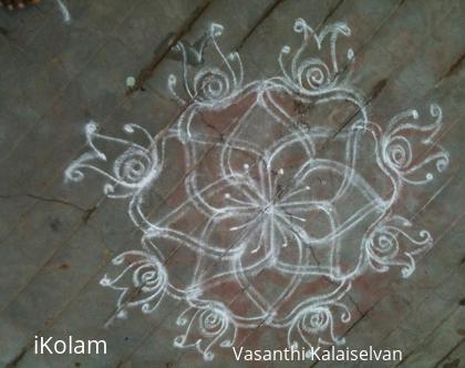 Rangoli: simple daily kolam