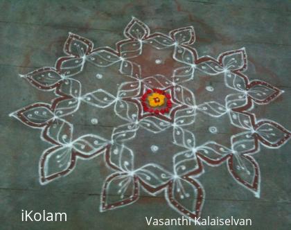 Rangoli: margazhi kolam