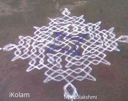 Rangoli: chikku kolam