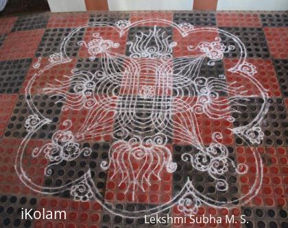 Rangoli: Simple Padi Kolam