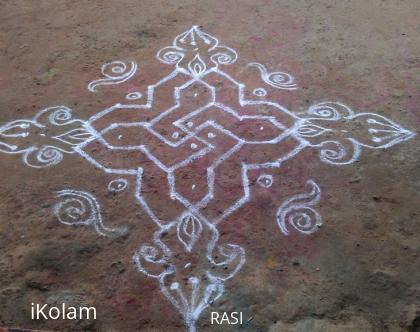 Rangoli: Simple Rangoli