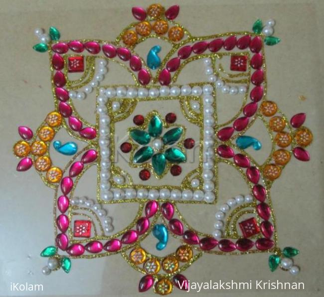 Rangoli: Beads and kundan rangoli