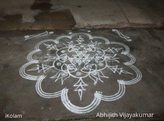 Rangoli: Sangu kolam