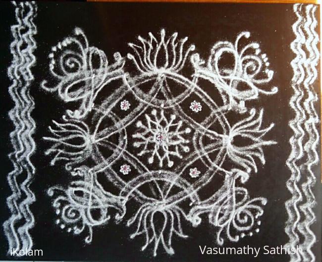 Rangoli: Beginner's Dotted Iyengar Padi Kolam 03 (5-5 straight dots ).