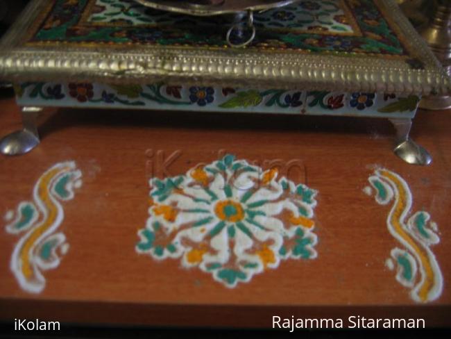 Rangoli: Mini kolam