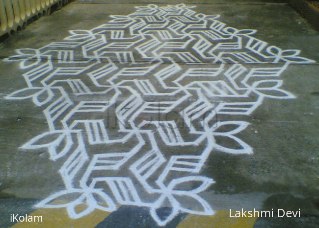 Rangoli: Partial Flowers