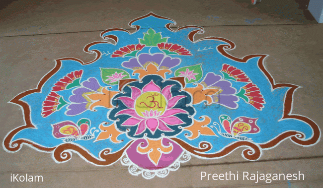 Rangoli: Triangular design