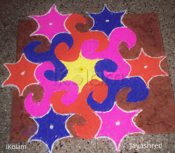 Rangoli: Colorful Triskel