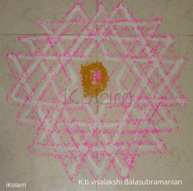 Rangoli: Aiswarya kolam