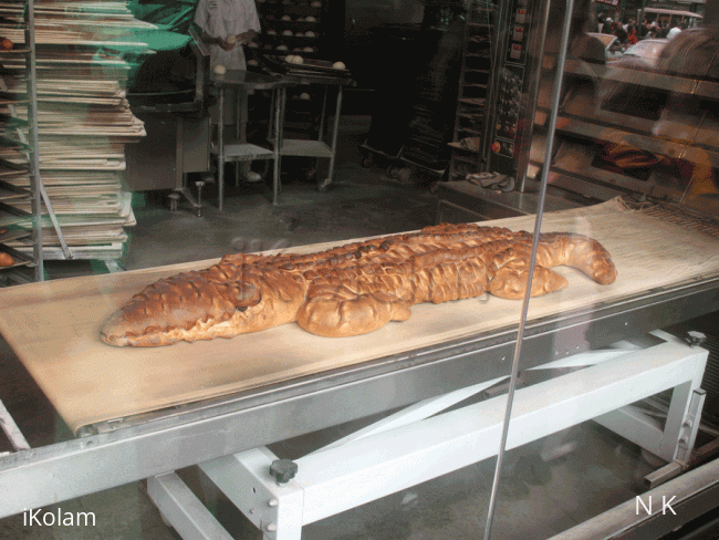 Rangoli: Crocodile bread