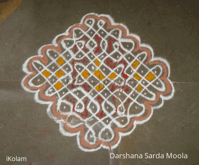 Rangoli: 10 x 2 dots Kolam