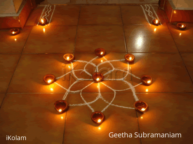 Rangoli: Kolam with lamps