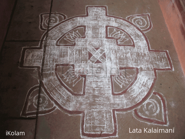 Rangoli: Traditional Kolam