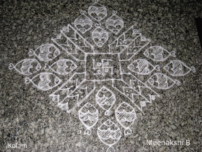 Rangoli: Fish kolam