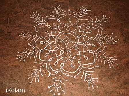 Rangoli: Rangavalli done with maida batter