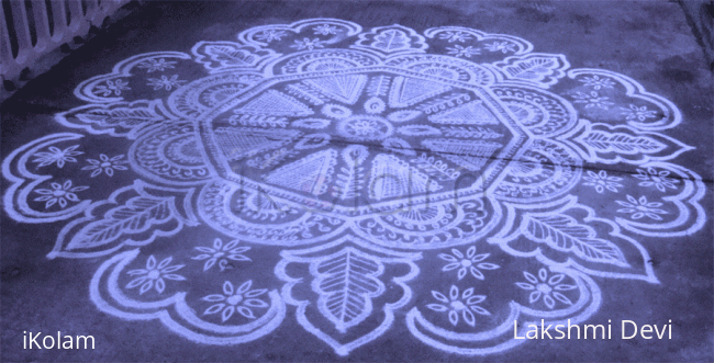 Rangoli: Regal Octagon