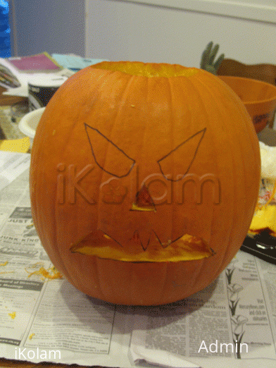 Rangoli: Pumpkin -  mouth outline cut off