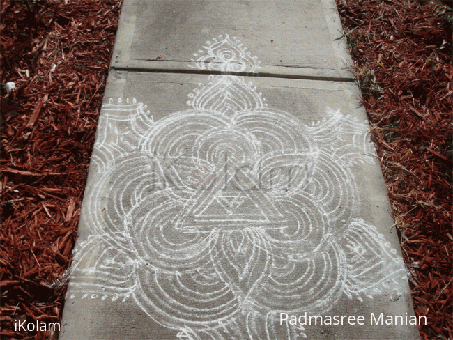 Rangoli: Traditional Kolam