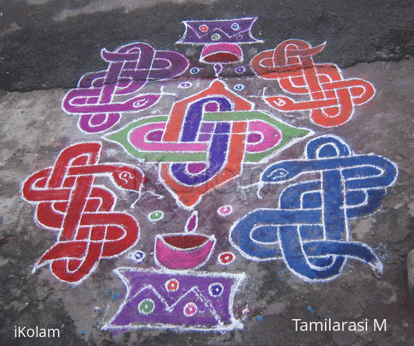 Rangoli: Snakessss!