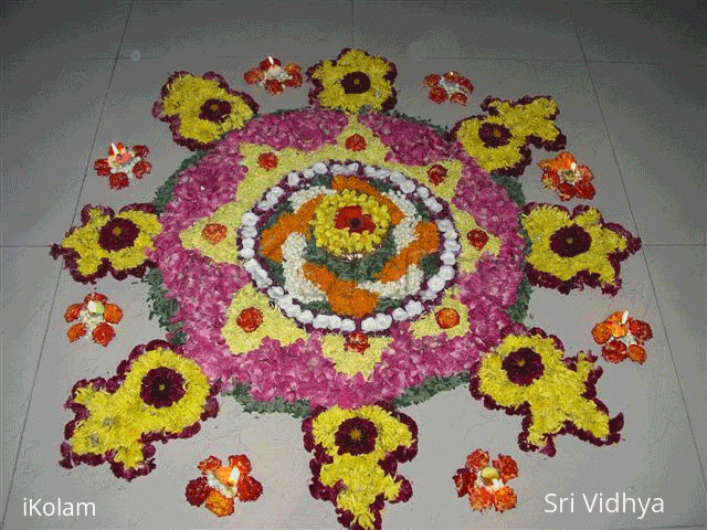 Rangoli: Poo Kolam