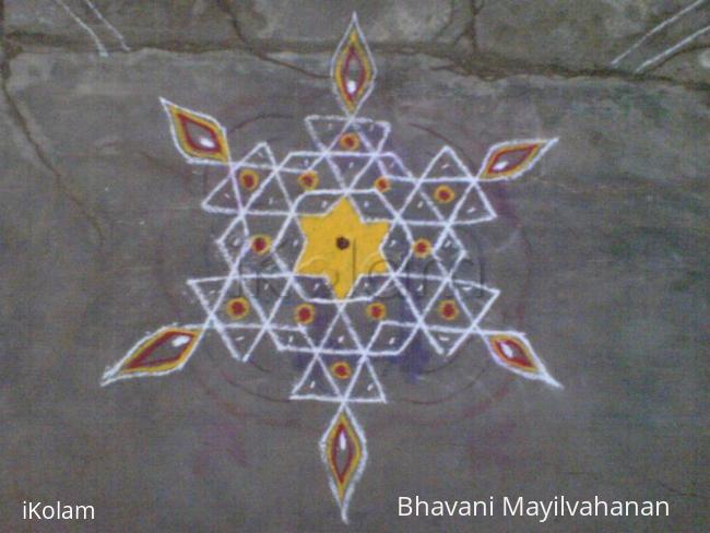 Rangoli: Dotted Kolam