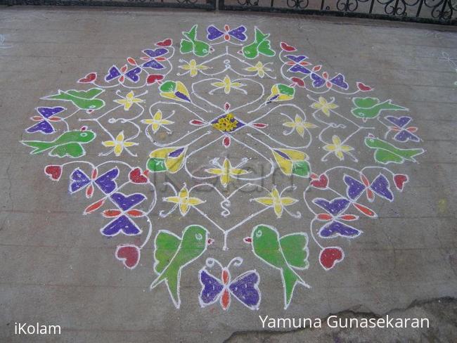 Rangoli: parrot n butterflies