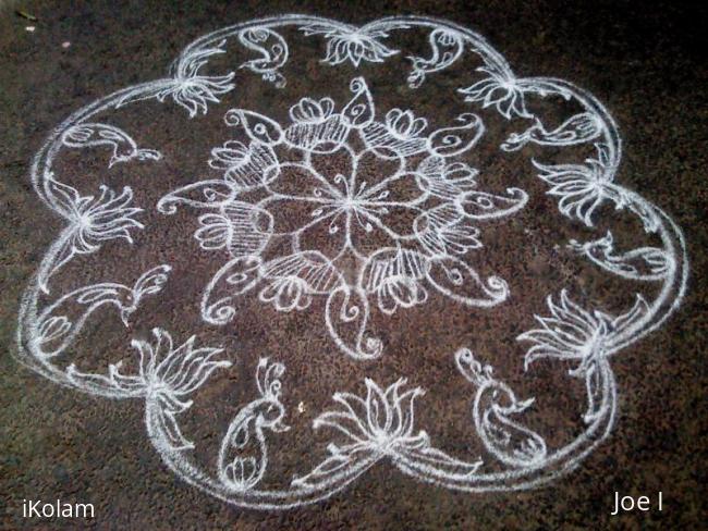 Rangoli: Margazhi dew drops rangoli contest