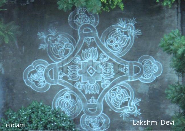 Rangoli: inspired kolam