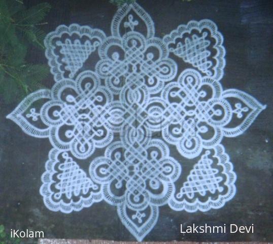 Rangoli: Chikku kolam