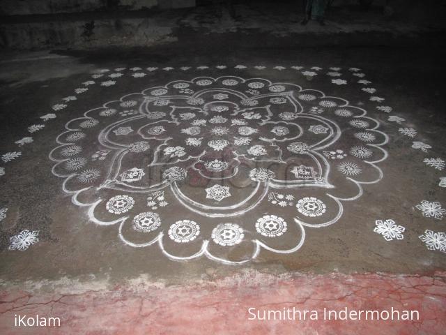 Rangoli: Achhu Kolam