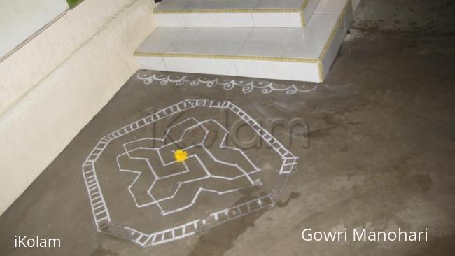 Rangoli: Chalk kolams 