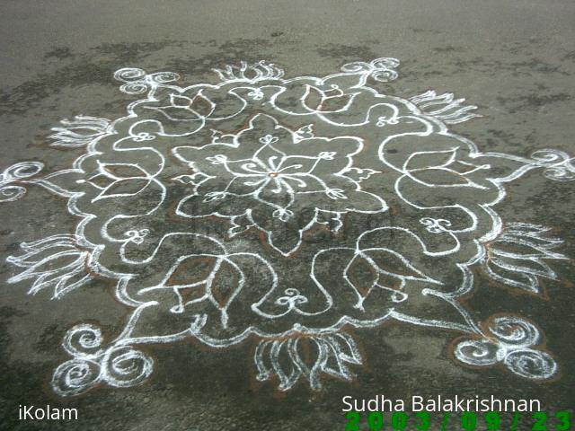 Rangoli: kolam 4